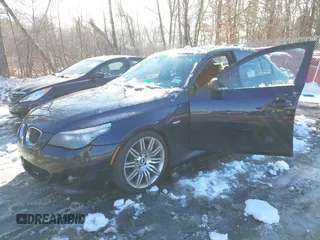 2008 BMW 5 Series 550i with VIN WBANW53518CT54786, listed as a IAAI auction lot 41546342 with 121,094 mi miles. Bid and sale history available at carsss.com. Image 6.
