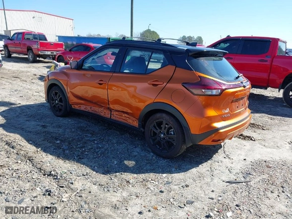 2021 Nissan Kicks SR with VIN 3N1CP5DV3ML522984, listed as a IAAI auction lot 41497996 with 28,236 mi miles. Bid and sale history available at carsss.com. Image 3.