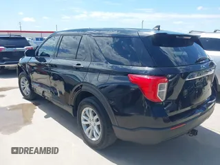 2021 Ford Explorer with VIN 1FMSK8BH0MGA04305, listed as a IAAI auction lot 42082051 with 70,858 mi miles. Bid and sale history available at carsss.com. Image 3.