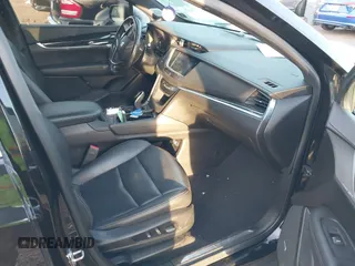 2020 Cadillac XT5 Premium Luxury AWD with VIN 1GYKNDRSXLZ209939, listed as a IAAI auction lot 41166099 with 41,682 mi miles. Bid and sale history available at carsss.com. Image 5.