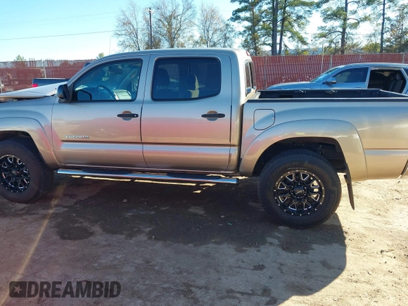 2008 Toyota Tacoma PreRunner with VIN 5TEJU62N78Z509695, listed as a IAAI auction lot 41163580 with 195,659 mi miles. Bid and sale history available at carsss.com. Image 15.
