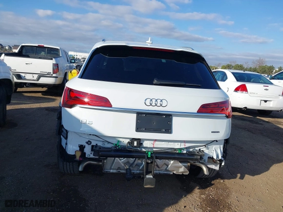 2024 Audi Q5 S line Premium Plus with VIN WA1E2AFY0R2070483, listed as a IAAI auction lot 41450908 with 12,881 mi miles. Bid and sale history available at carsss.com. Image 17.