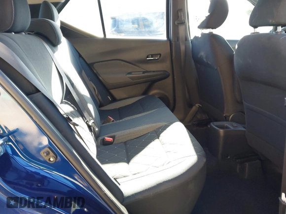 2020 Nissan Kicks SV with VIN 3N1CP5CV3LL485676, listed as a IAAI auction lot 41670042 with 64,125 mi miles. Bid and sale history available at carsss.com. Image 8.