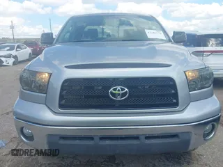 2008 Toyota Tundra z VIN 5TFRV54158X060478, wystawiony jako IAAI lot #42246179 z przebiegiem 21 584 mil mil oraz . Historia ofert i sprzedaży dostępna na DreamBid. Obrazek 6.