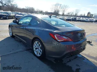 2013 Hyundai Genesis Coupe 2.0T R-Spec with VIN KMHHT6KD5DU084131, listed as a IAAI auction lot 41377276 with 62,106 mi miles. Bid and sale history available at carsss.com. Image 3.