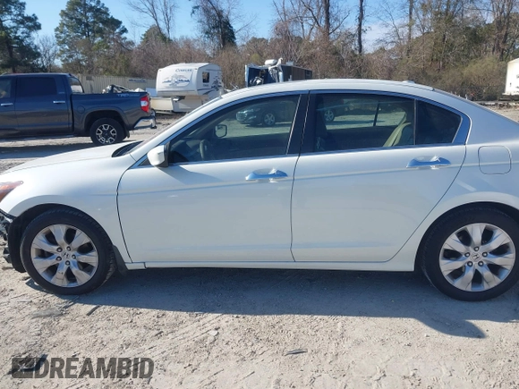 2009 Honda Accord EX-L with VIN 1HGCP36899A047902, listed as a IAAI auction lot 41344736 with 164,454 mi miles and . Bid and sale history available at DreamBid. Image 15.