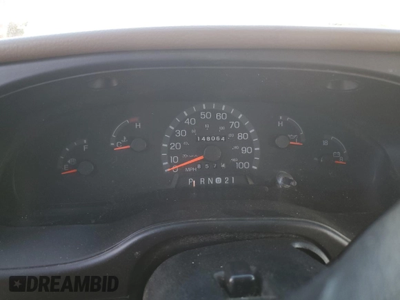 2002 Ford Econoline Passenger XL с VIN 1FBSS31L52HA44517, выставлен на аукционе Copart как лот 42819185 с пробегом 148 064 миль миль и На запчасти • Non repairable. История ставок и продаж доступна на DreamBid. Изображение 9.