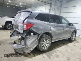 2021 Honda Pilot EX-L with VIN 5FNYF6H58MB073810, listed as a Copart auction lot 42086065 with Not Provided miles and Salvage Title. Bid and sale history available at carsss.com. Image 3.
