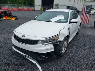 2016 Kia Optima LX с VIN KNAGT4L32G5073769, выставлен на аукционе IAAI как лот 42512184 с пробегом 111 977 миль миль и . История ставок и продаж доступна на DreamBid. Изображение 6.