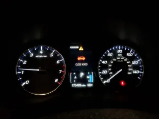 2015 Mitsubishi Outlander GT z VIN JA4JZ4AXXFZ013771, wystawiony jako Copart lot #60136855 z przebiegiem 175 489 mil mil oraz Szkoda całkowita • Salvage title. Historia ofert i sprzedaży dostępna na DreamBid. Obrazek 9.