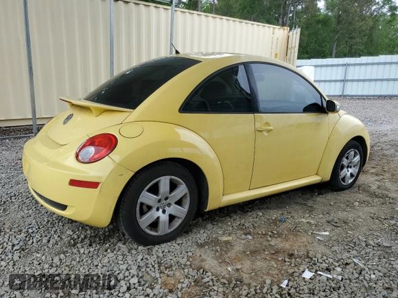 2007 Volkswagen Beetle with VIN 3VWPW31C67M519257, listed as a Copart auction lot 56223435 with 126,034 mi miles and Clean Title. Bid and sale history available at DreamBid. Image 3.