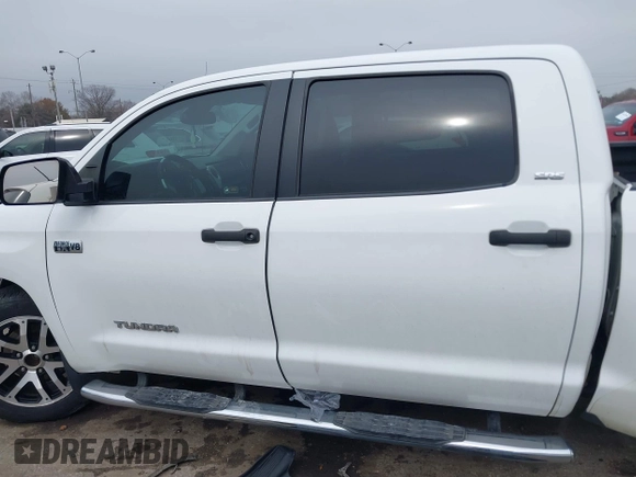2018 Toyota Tundra 2WD SR5 with VIN 5TFEY5F14JX232234, listed as a IAAI auction lot 41447829 with 183,635 mi miles. Bid and sale history available at carsss.com. Image 14.
