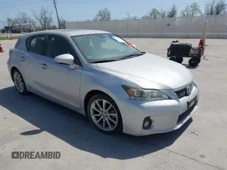 2012 Lexus CT 200h z VIN JTHKD5BH5C2115729, wystawiony jako IAAI lot #41861970 z przebiegiem 109 760 mil mil oraz . Historia ofert i sprzedaży dostępna na DreamBid. Obrazek 1.