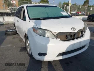 2011 Toyota Sienna with VIN 5TDZK3DC6BS079634, listed as a IAAI auction lot 41506833 with 112,051 mi miles. Bid and sale history available at carsss.com. Image 1.