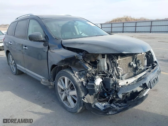 2016 Nissan Pathfinder Platinum with VIN 5N1AR2MM5GC659182, listed as a IAAI auction lot 41339507 with 150,000 mi miles. Bid and sale history available at carsss.com. Image 1.