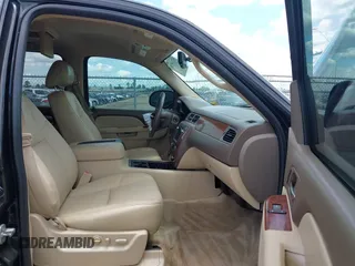 2013 Chevrolet Suburban LT с VIN 1GNSCJE04DR146389, выставлен на аукционе IAAI как лот 42234931 с пробегом 77 555 миль миль и . История ставок и продаж доступна на DreamBid. Изображение 5.