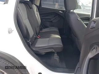 2017 Ford Escape SE z VIN 1FMCU0GD9HUD20265, wystawiony jako IAAI lot #41389092 z przebiegiem 66 778 mil mil oraz . Historia ofert i sprzedaży dostępna na DreamBid. Obrazek 8.