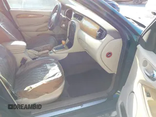 2006 Jaguar X-Type with VIN SAJWA51A46WE99813, listed as a IAAI auction lot 42011197 with 215,839 mi miles and . Bid and sale history available at DreamBid. Image 5.