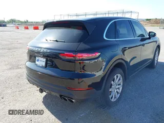 2019 Porsche Cayenne S with VIN WP1AB2AY6KDA61572, listed as a IAAI auction lot 42296954 with 31,490 mi miles and . Bid and sale history available at DreamBid. Image 4.