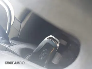 2016 Ford Fusion SE Hybrid с VIN 3FA6P0LU9GR285513, выставлен на аукционе IAAI как лот 42796945 с пробегом 150 697 миль миль и . История ставок и продаж доступна на DreamBid. Изображение 11.