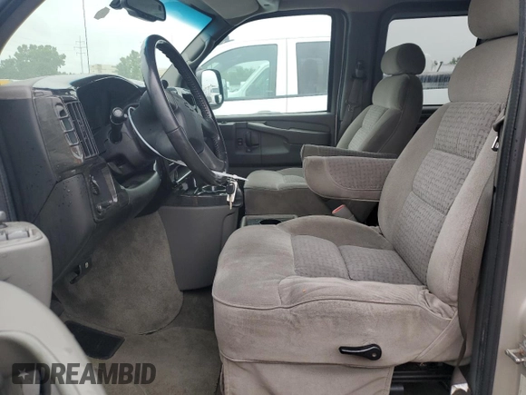 2005 Chevrolet Express Cargo Van YF7 Upfitter with VIN 1GBFG15T251269153, listed as a Copart auction lot 65033594 with 260,886 mi miles and Clean Title. Bid and sale history available at carsss.com. Image 7.