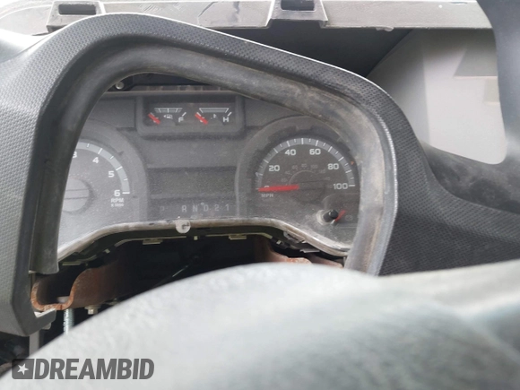2014 Ford Econoline Passenger XL z VIN 1FBNE3BL3EDA67454, wystawiony jako IAAI lot #42186097 z przebiegiem Nie podano mil oraz . Historia ofert i sprzedaży dostępna na DreamBid. Obrazek 7.