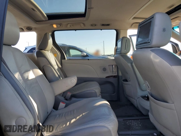 2011 Toyota Sienna XLE AAS with VIN 5TDYK3DC4BS101366, listed as a Copart auction lot 45296075 with 261,950 mi miles and Salvage Title. Bid and sale history available at carsss.com. Image 11.