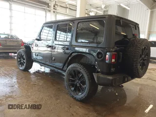 2018 Jeep Wrangler Unlimited Sport S с VIN 1C4HJXDG2JW179396, выставлен на аукционе IAAI как лот 41629534 с пробегом Не указан миль и . История ставок и продаж доступна на DreamBid. Изображение 3.
