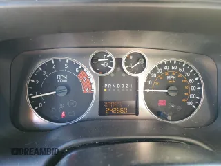 2009 Hummer H3 Luxury with VIN 5GTEN13E098116018, listed as a Copart auction lot 83461044 with 242,660 mi miles and Salvage Title. Bid and sale history available at DreamBid. Image 9.