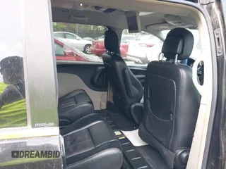 2012 Chrysler Town & Country Touring with VIN 2C4RC1BG7CR301101, listed as a IAAI auction lot 42173814 with 141,128 mi miles. Bid and sale history available at carsss.com. Image 8.