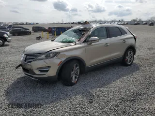 2015 Lincoln MKC with VIN 5LMTJ2AH8FUJ10105, listed as a Copart auction lot 51577095 with Not Provided miles and Salvage Title. Bid and sale history available at carsss.com. Image 1.