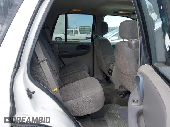 2003 Chevrolet TrailBlazer LS with VIN 1GNDT13S532343267, listed as a IAAI auction lot 41898734 with 237,267 mi miles and . Bid and sale history available at DreamBid. Image 8.