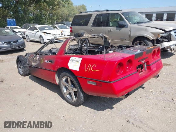 1984 Chevrolet Corvette with VIN 1G1AY0780E5150461, listed as a IAAI auction lot 40312618 with 1 mi miles. Bid and sale history available at carsss.com. Image 3.
