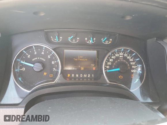 2014 Ford F-150 XL with VIN 1FTFW1ET8EFB21817, listed as a Copart auction lot 45047535 with 291,267 mi miles and Salvage Title. Bid and sale history available at carsss.com. Image 9.