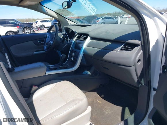 2014 Ford Edge SEL with VIN 2FMDK4JC4EBA01147, listed as a IAAI auction lot 41805050 with 138,418 mi miles. Bid and sale history available at carsss.com. Image 5.