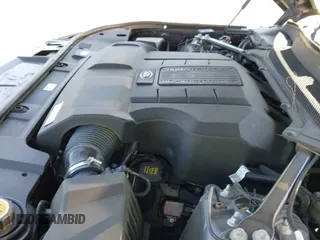 2019 Land Rover Range Rover Sport HSE Dynamic with VIN SALWV2SV1KA846630, listed as a IAAI auction lot 42688990 with 62,151 mi miles and . Bid and sale history available at DreamBid. Image 19.