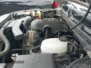 2006 Chevrolet Tahoe LT z VIN 1GNEK13ZX6J106630, wystawiony jako IAAI lot #42641021 z przebiegiem 291 914 mil mil oraz . Historia ofert i sprzedaży dostępna na DreamBid. Obrazek 12.