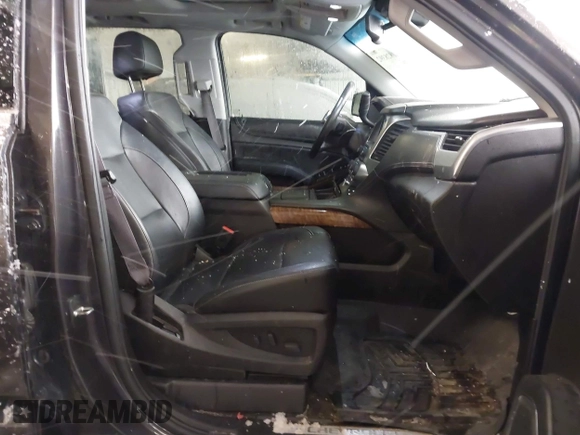 2017 Chevrolet Suburban Premier z VIN 1GNSKJKC0HR274605, wystawiony jako IAAI lot #41828392 z przebiegiem 144 747 mil mil oraz . Historia ofert i sprzedaży dostępna na DreamBid. Obrazek 5.