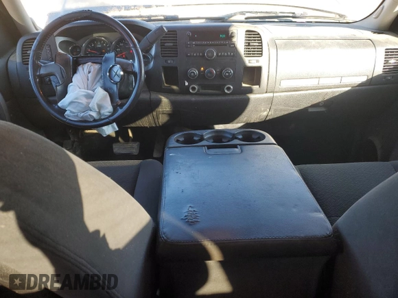 2008 GMC Sierra 1500 Work Truck z VIN 2GTEC19C081260592, wystawiony jako Copart lot #88250165 z przebiegiem 298 483 mil mil oraz Szkoda całkowita • Salvage title. Historia ofert i sprzedaży dostępna na DreamBid. Obrazek 8.