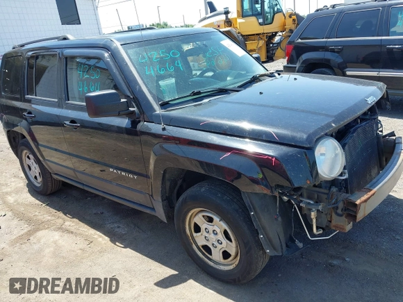 2015 Jeep Patriot Sport with VIN 1C4NJRBB8FD411962, listed as a IAAI auction lot 42504664 with 174,758 mi miles and . Bid and sale history available at DreamBid. Image 1.