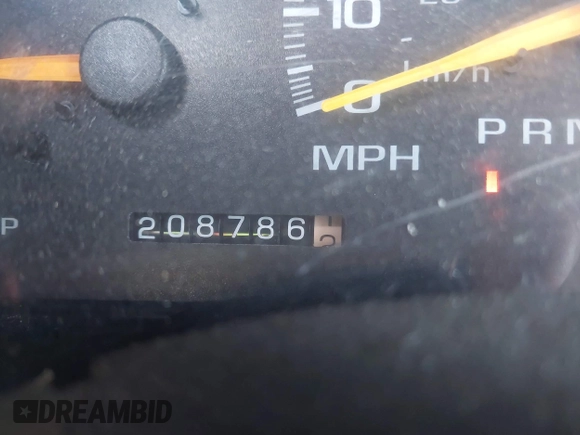1998 Chevrolet Silverado 1500 with VIN 2GCEK19R8W1234004, listed as a IAAI auction lot 42161786 with 208,786 mi miles and . Bid and sale history available at DreamBid. Image 15.