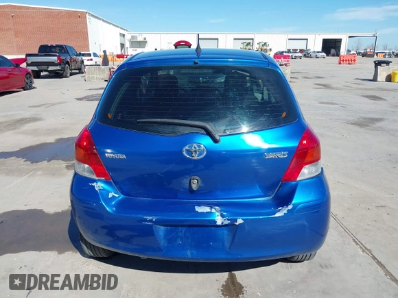 2010 Toyota Yaris z VIN JTDJT4K36A5290047, wystawiony jako IAAI lot #41652276 z przebiegiem 185 017 mil mil oraz . Historia ofert i sprzedaży dostępna na DreamBid. Obrazek 16.