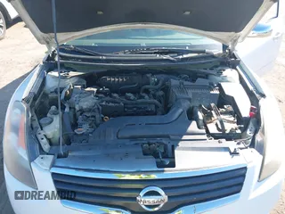 2007 Nissan Altima 2.5 with VIN 1N4AL21E47C208205, listed as a IAAI auction lot 41928973 with 173,329 mi miles. Bid and sale history available at carsss.com. Image 10.
