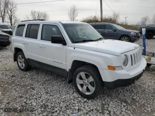 2016 Jeep Patriot Latitude with VIN 1C4NJRFBXGD638033, listed as a Copart auction lot 51089095 with 60,183 mi miles and Clean Title. Bid and sale history available at carsss.com. Image 4.