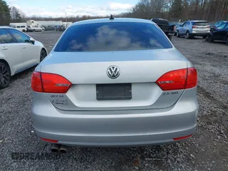 2011 Volkswagen Jetta SEL z VIN 3VWLZ7AJ0BM343973, wystawiony jako IAAI lot #40959406 z przebiegiem 84 187 mil mil oraz . Historia ofert i sprzedaży dostępna na DreamBid. Obrazek 16.