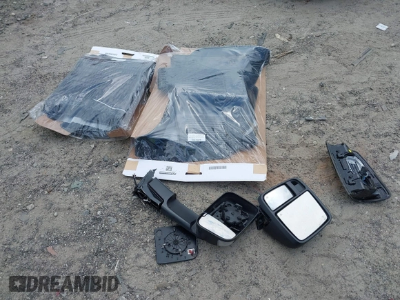 2024 Ram 2500 Big Horn с VIN 3C6UR5DL5RG205340, выставлен на аукционе IAAI как лот 39291590 с пробегом 15 миль миль и . История ставок и продаж доступна на DreamBid. Изображение 12.