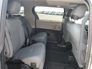 2022 Toyota Sienna Limited with VIN 5TDZRKEC4NS129438, listed as a Copart auction lot 59121405 with 42,756 mi miles and Salvage title. Bid and sale history available at DreamBid. Image 11.