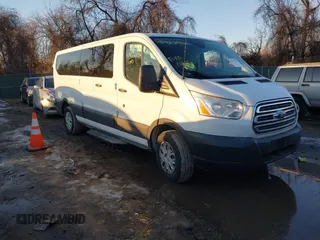 2017 Ford Transit XL z VIN 1FBZX2ZM6HKB15369, wystawiony jako IAAI lot #41422736 z przebiegiem 159 105 mil mil oraz . Historia ofert i sprzedaży dostępna na DreamBid. Obrazek 1.