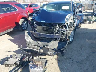 2015 Jeep Compass Latitude with VIN 1C4NJCEB4FD400322, listed as a IAAI auction lot 41802399 with 139,060 mi miles. Bid and sale history available at carsss.com. Image 6.