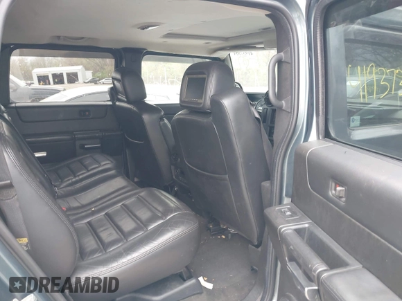 2005 Hummer H2 SUV z VIN 5GRGN23U95H100888, wystawiony jako IAAI lot #41937351 z przebiegiem 202 969 mil mil oraz . Historia ofert i sprzedaży dostępna na DreamBid. Obrazek 8.